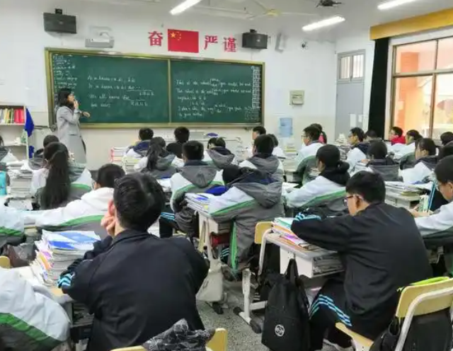针对性教育质量的进步终究表现在学生学业成绩和归纳素养上 针对性教育质量的进步终究表现在学生学业成绩和归纳素养上